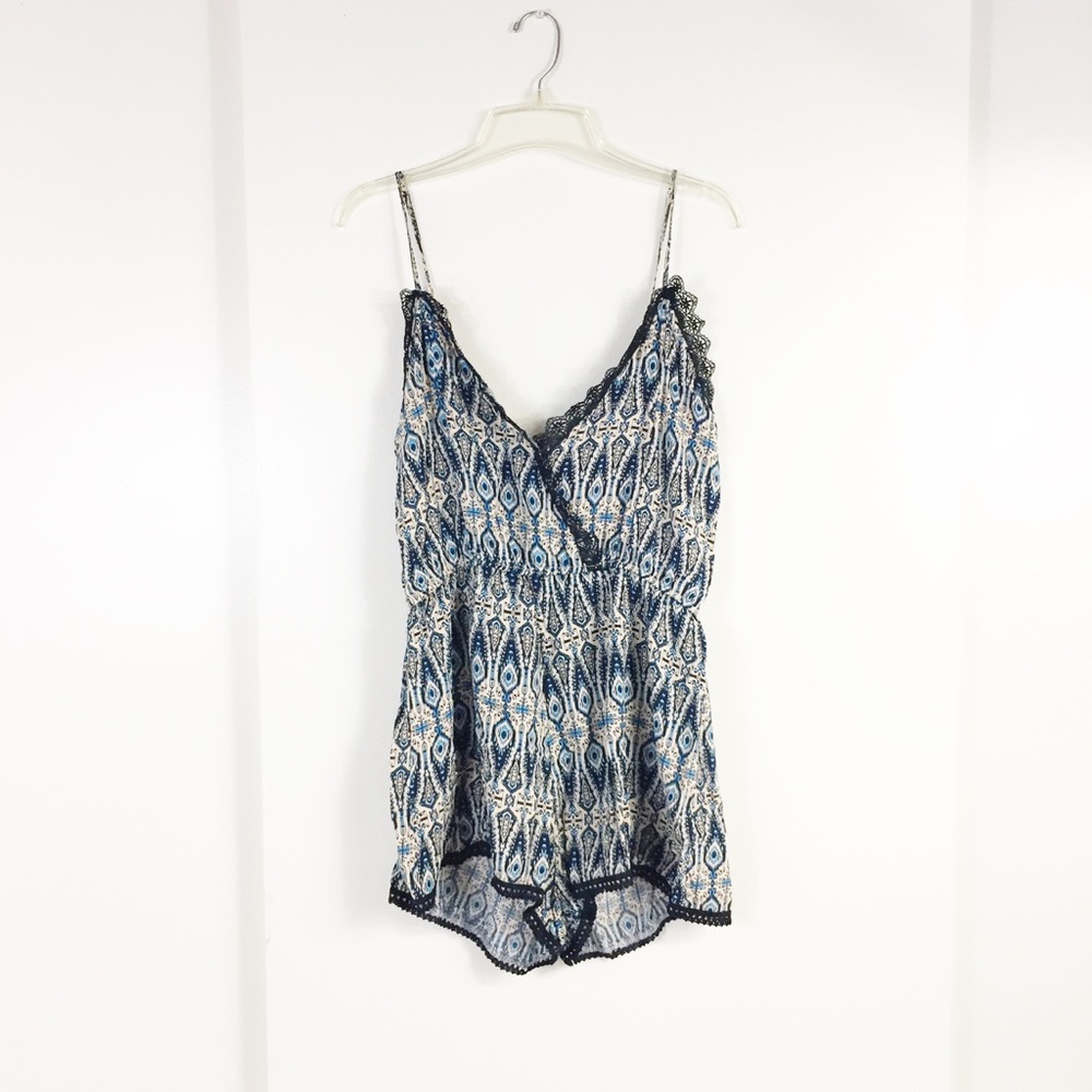 YAK and YETI Romper xl tribal boho lace ivory